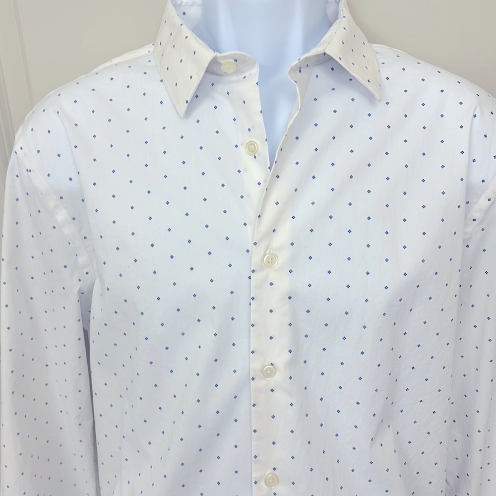 Banana Republic untucked fit long sleeve button down.